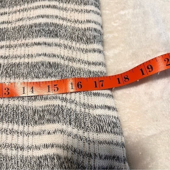 Rw&co Striped knit tank with sheath size medium - Picture 7 of 10